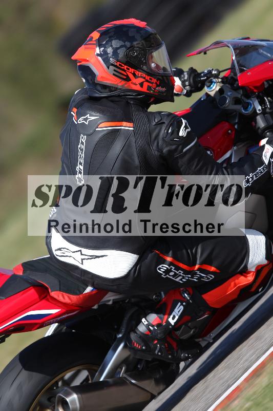 /Archiv-2022/05 04.04.2022 Plüss Moto Sport ADR/Einsteiger/63